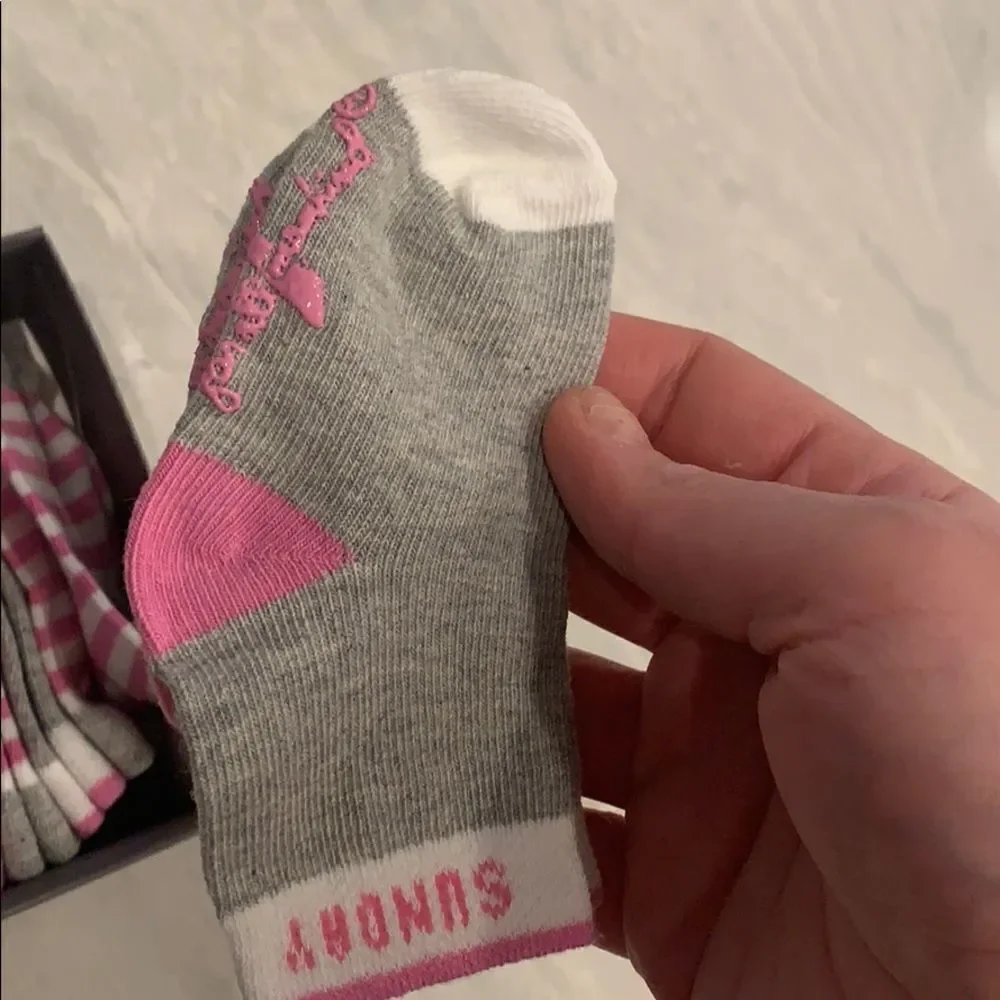 🎉1 hr sale 🎉Socks set 7 - Picture 3 of 4